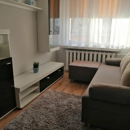 アパート Apartament Mieszkanie ギジツコ